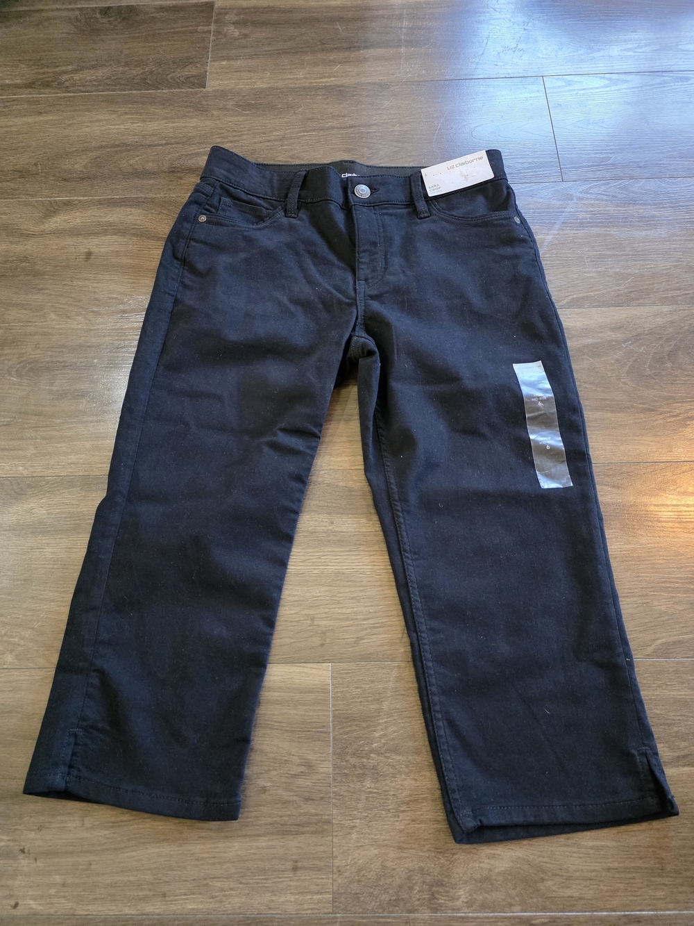 Liz Claiborne Black Sara Crop Mid Rise Capris Size 6 Womens